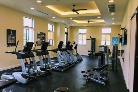 House in Homestead, Florida 5 bedrooms, 296.92 sq.m. № 1996662 - photo 17