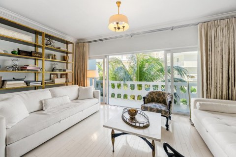 Copropriété à vendre à Palm Beach, Floride: 2 chambres, 118.36 m2 № 2087749 - photo 7