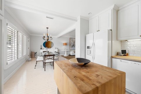Copropriété à vendre à Palm Beach, Floride: 2 chambres, 118.36 m2 № 2087749 - photo 10