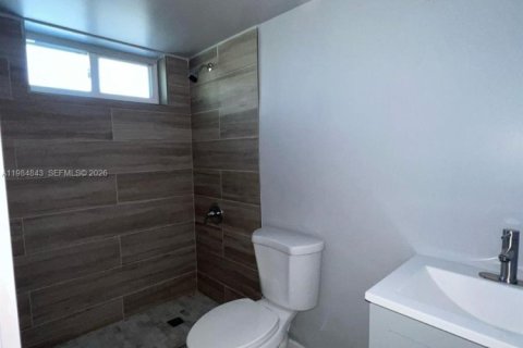 Купить коммерческую недвижимость в Майами, Флорида 198.63м2, № 2045861 - фото 6