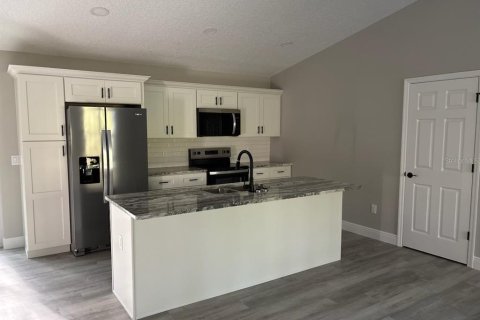 Villa ou maison à vendre à Dunnellon, Floride: 4 chambres, 151.99 m2 № 1846611 - photo 13