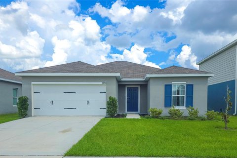 Casa en alquiler en Winter Haven, Florida, 3 dormitorios, 120.03 m2 № 1893794 - foto 1