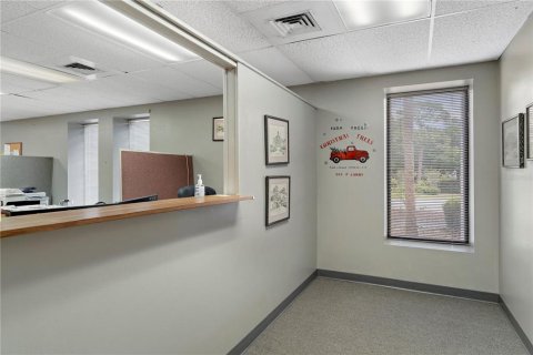 Immobilier commercial à louer à Crystal River, Floride: 504.46 m2 № 1631440 - photo 5