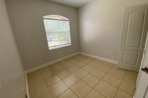 Villa ou maison à louer à Eustis, Floride: 4 chambres, 172.43 m2 № 2102345 - photo 12