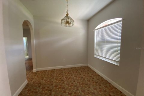 Villa ou maison à louer à Eustis, Floride: 4 chambres, 172.43 m2 № 2102345 - photo 5
