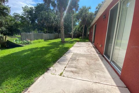 Villa ou maison à louer à Eustis, Floride: 4 chambres, 172.43 m2 № 2102345 - photo 17