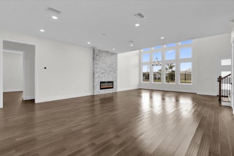 House in Orlando, Florida 5 bedrooms, 335.75 sq.m. № 1616858 - photo 16