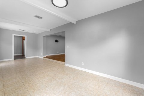 Villa ou maison à vendre à Vero Beach, Floride: 3 chambres, 129.88 m2 № 2261894 - photo 7