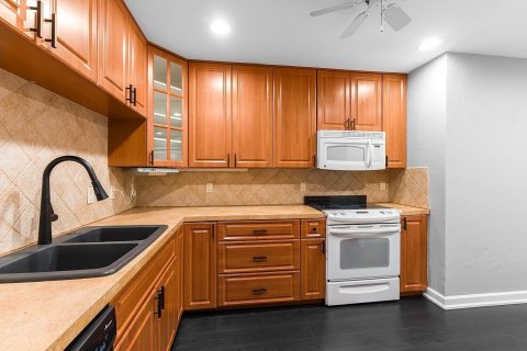 Villa ou maison à vendre à Vero Beach, Floride: 3 chambres, 129.88 m2 № 2261894 - photo 9