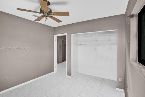 Villa ou maison à vendre à Homestead, Floride: 4 chambres, 135.64 m2 № 2080035 - photo 27