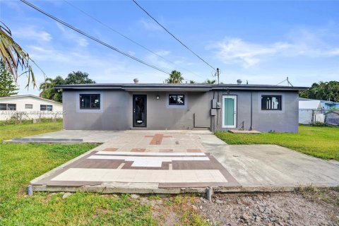 Villa ou maison à vendre à Homestead, Floride: 4 chambres, 135.64 m2 № 2080035 - photo 8