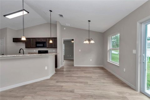 Casa en venta en Summerfield, Florida, 4 dormitorios, 162.3 m2 № 2383437 - foto 8