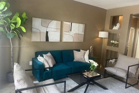 Villa ou maison à louer à Miami Beach, Floride: 1 chambre, 1591.23 m2 № 1891138 - photo 1