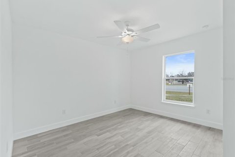 House in Ocala, Florida 3 bedrooms, 142.51 sq.m. № 1528615 - photo 18