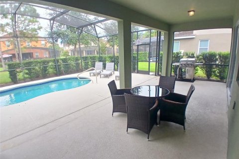 House in Davenport, Florida 5 bedrooms, 258.64 sq.m. № 1914045 - photo 18