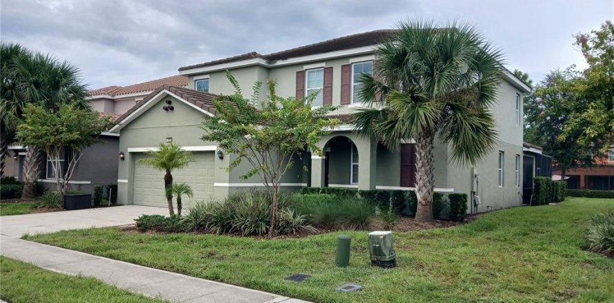 House in Davenport, Florida 5 bedrooms, 258.64 sq.m. № 1914045