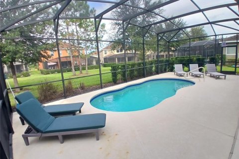 House in Davenport, Florida 5 bedrooms, 258.64 sq.m. № 1914045 - photo 19