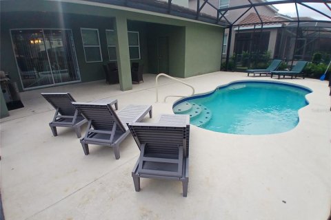 House in Davenport, Florida 5 bedrooms, 258.64 sq.m. № 1914045 - photo 21