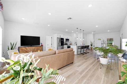 Villa ou maison à vendre à Ocala, Floride: 4 chambres, 171.87 m2 № 2202812 - photo 12