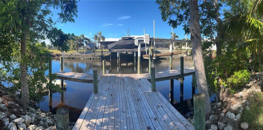 Land in Punta Gorda, Florida № 1559313