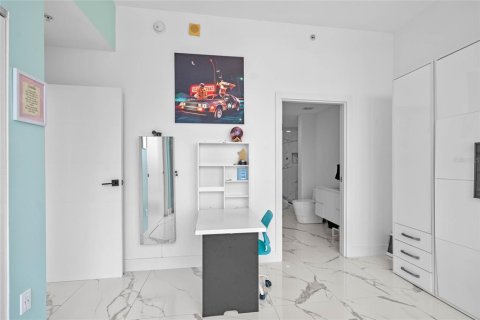 Condo in Tampa, Florida, 2 bedrooms  № 1437444 - photo 19