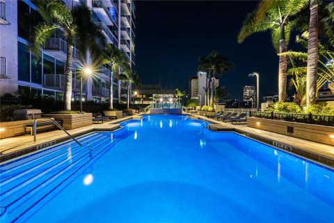 Condo in Tampa, Florida, 2 bedrooms  № 1437444 - photo 28