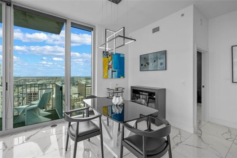 Condo in Tampa, Florida, 2 bedrooms  № 1437444 - photo 6