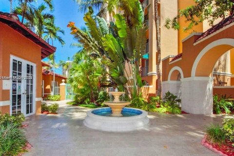 Condo in Aventura, Florida, 2 bedrooms  № 1798699 - photo 2