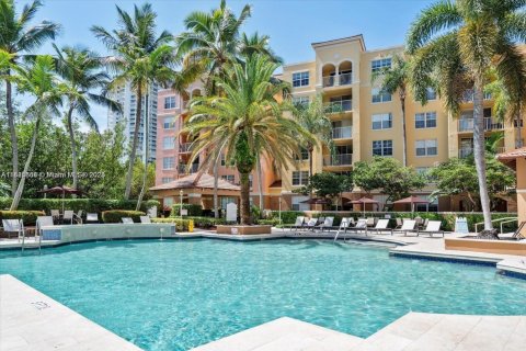 Condo in Aventura, Florida, 2 bedrooms  № 1798699 - photo 4