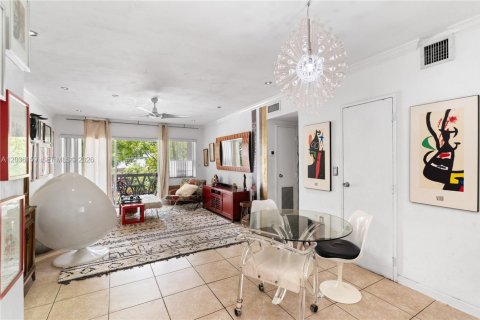 Copropriété à vendre à Bay Harbor Islands, Floride: 1 chambre, 78.6 m2 № 2085881 - photo 20