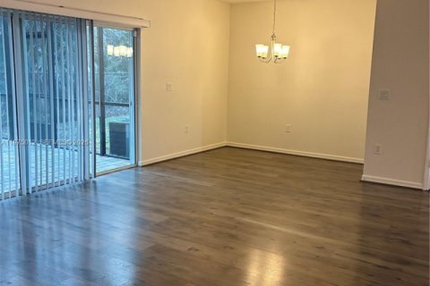 Adosado en venta en South Daytona, Florida, 3 dormitorios, 157 m2 № 2154394 - foto 6