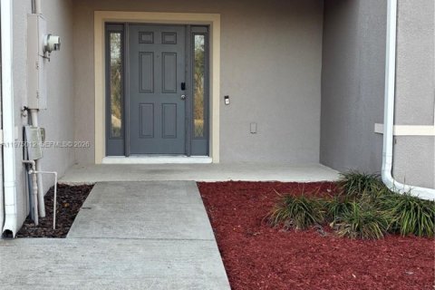 Adosado en venta en South Daytona, Florida, 3 dormitorios, 157 m2 № 2154394 - foto 3