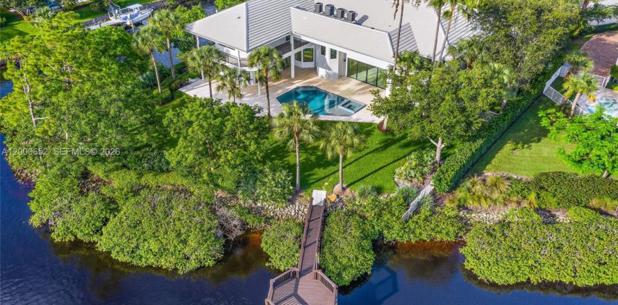 Villa ou maison à Jupiter, Floride 6 chambres, 606.09 m2 № 2064931