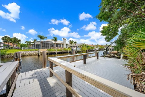 Villa ou maison à vendre à Jupiter, Floride: 6 chambres, 606.09 m2 № 2064931 - photo 18