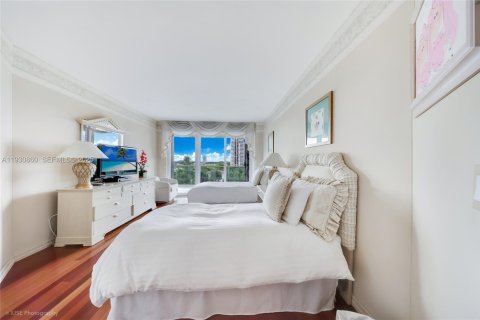 Condo in Aventura, Florida, 3 bedrooms № 2060019 - photo 19