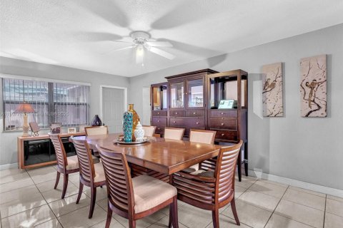 Casa en venta en Fort Lauderdale, Florida, 4 dormitorios № 1964271 - foto 14