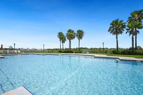 Villa ou maison à vendre à St. Lucie, Floride: 4 chambres, 169.08 m2 № 2245748 - photo 30