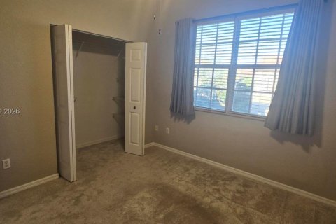 Townhouse in Tamarac, Florida 2 bedrooms, 100.06 sq.m. № 1996264 - photo 21