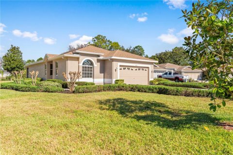House in Spring Hill, Florida 3 bedrooms, 187.29 sq.m. № 1526798 - photo 1