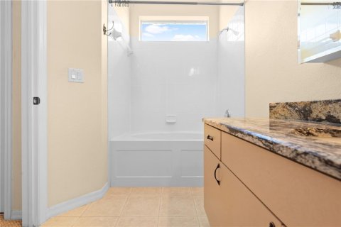 House in Spring Hill, Florida 3 bedrooms, 187.29 sq.m. № 1526798 - photo 20