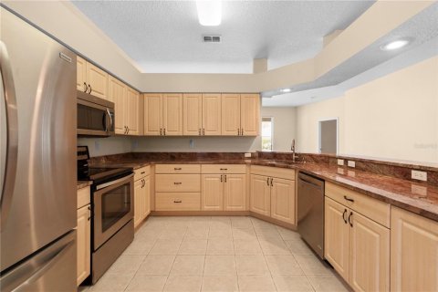 House in Spring Hill, Florida 3 bedrooms, 187.29 sq.m. № 1526798 - photo 5