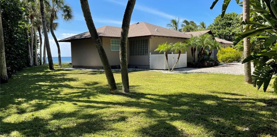 Villa ou maison à Nokomis, Floride 3 chambres, 273.97 m2 № 380569