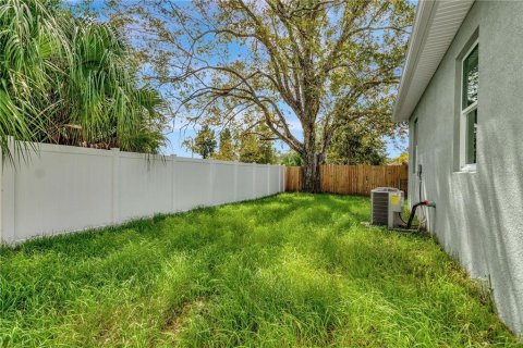Villa ou maison à louer à Tampa, Floride: 3 chambres, 117.06 m2 № 2148589 - photo 21