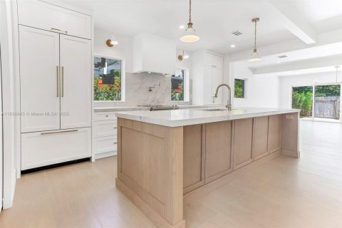 Casa en venta en Miami Beach, Florida, 3 dormitorios, 154.12 m2 № 1825589 - foto 26