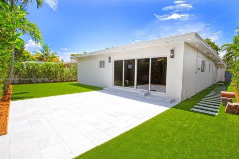 Casa en venta en Miami Beach, Florida, 3 dormitorios, 154.12 m2 № 1825589 - foto 8