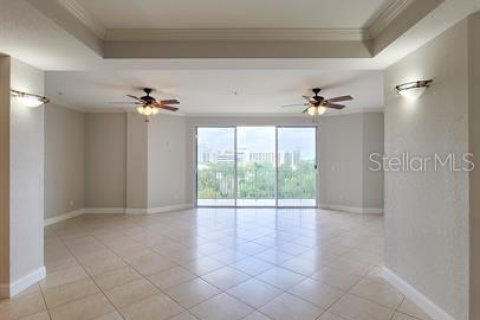 Condo in Saint Petersburg, Florida, 2 bedrooms  № 1909145 - photo 4