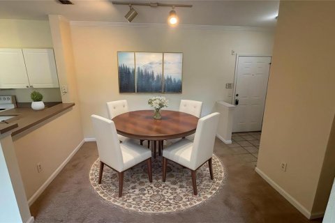 Condo in Tampa, Florida, 2 bedrooms  № 1875868 - photo 3