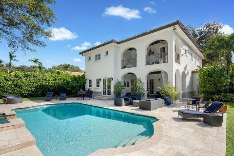 Casa en venta en Coral Gables, Florida, 6 dormitorios, 494.8 m2 № 1950869 - foto 2