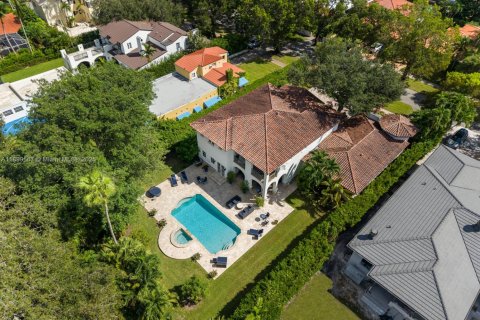 Casa en venta en Coral Gables, Florida, 6 dormitorios, 494.8 m2 № 1950869 - foto 3