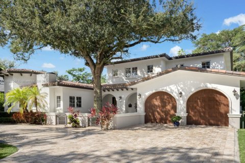 Casa en venta en Coral Gables, Florida, 6 dormitorios, 494.8 m2 № 1950869 - foto 1